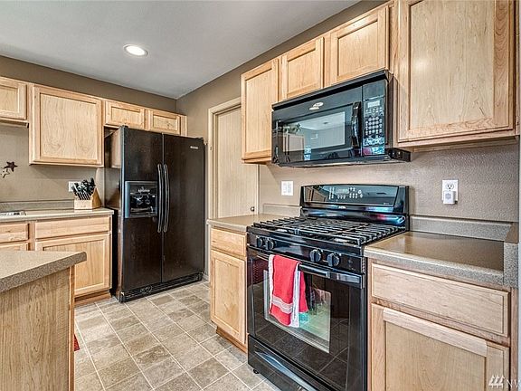 5th image of 20207 48th Ave E