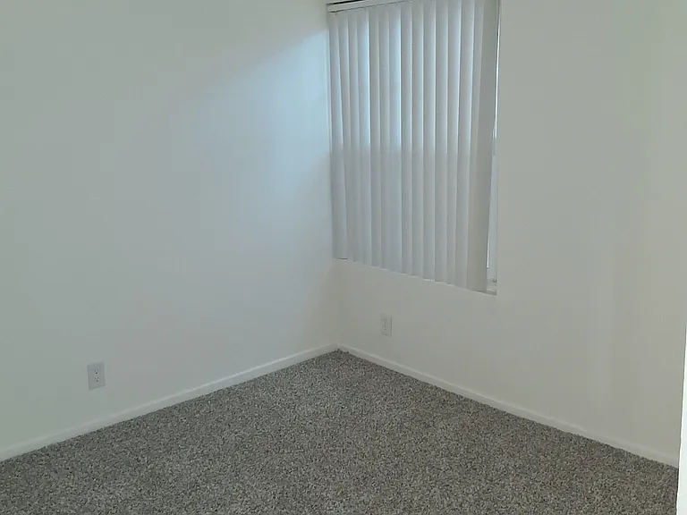 4737 Artesia Blvd — Photo 8