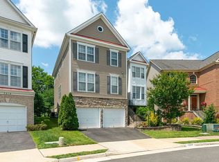 7208 Lyndam Hill Cir, Lorton, VA 22079