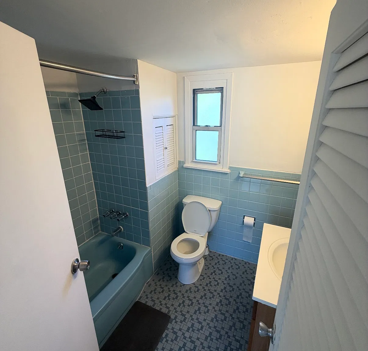 1 bed, 710 sqft, $2,300 — Photo 3