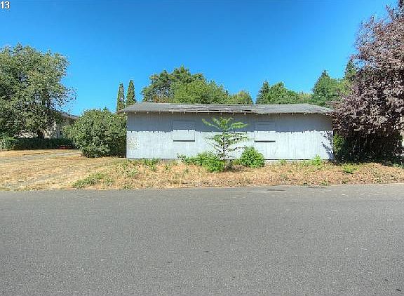 2nd image of 3213 E Mill Plain Blvd