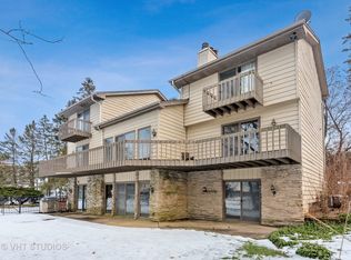 1006 Bay Rd, McHenry, IL 60051