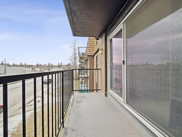 510 58th Ave SW #302 — Photo 13
