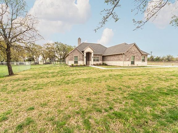 4th image of 693 County Road 4793