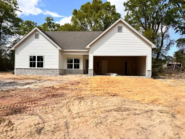 418 Oswichee Rd, Seale, AL 36875