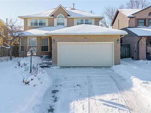 3rd image of 211 Rushdale Dr