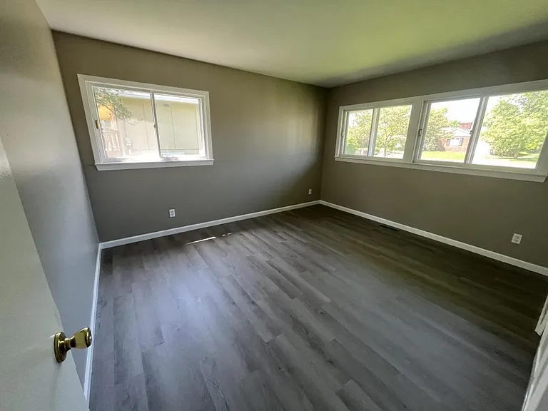 2585 Union St — Photo 8