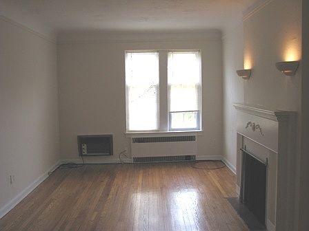 2nd image of 13654 Fairhill Rd APT 101