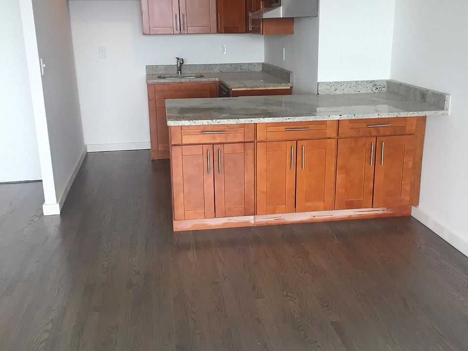 1st image of 1348 15th St #12J