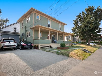 220 24th Avenue, Seattle, WA, 98122