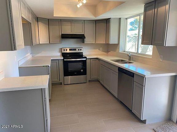 3rd image of 6353 W Mission Ln