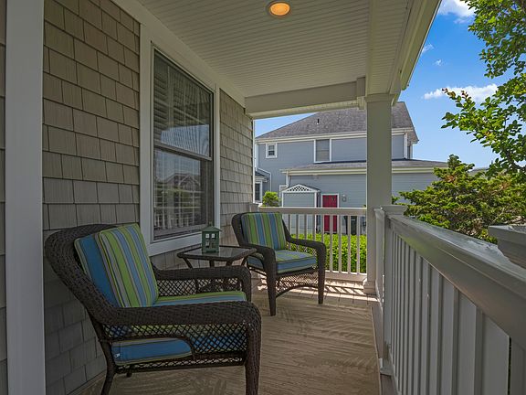 3rd image of 5 Valmar Ct