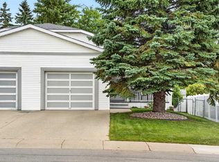 1224 N Allen St SE, Airdrie, AB T4B 1B5