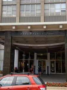 655 W Irving Park Rd APT 1107, Chicago, IL, 60613