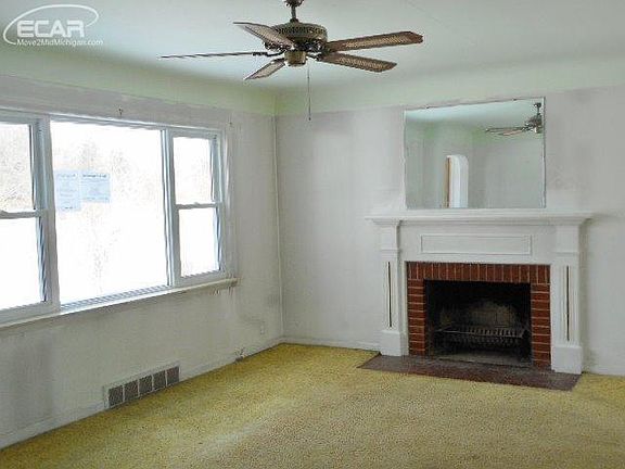 3rd image of 5236 Davison Rd