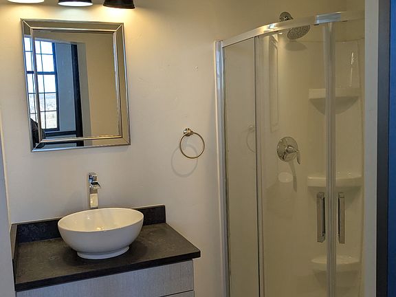 3rd image of 210 East St #204