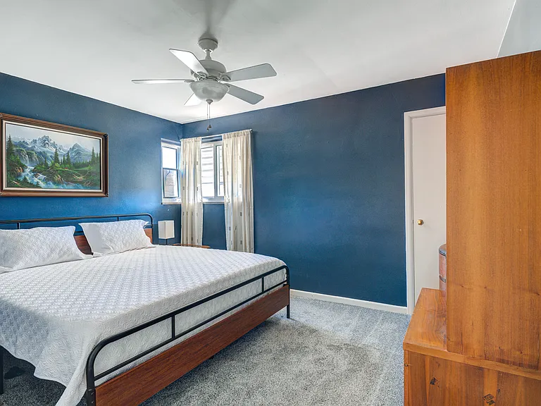 1052 N Layman Ave — Photo 17
