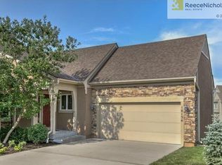 14154 S Summit St, Olathe, KS 66062