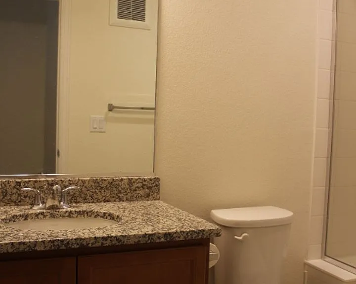 9992 W Victoria Pl #205 — Photo 17