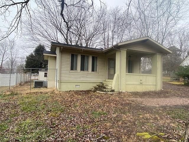 1st image of 1273 Arnold Pl