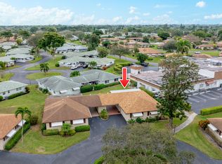 550 Sandpiper Cir, Delray Beach, FL 33445