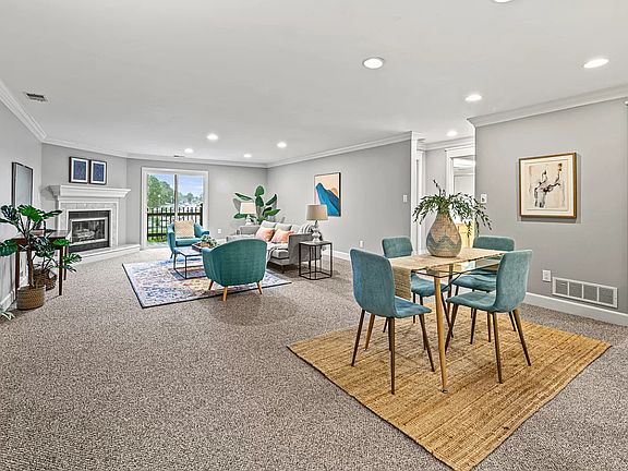 5th image of 8751 Jaffa Court East Dr APT 34