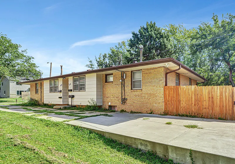 1 bed, 1.0 bath, $800 — Photo 2
