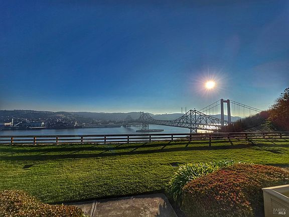 2nd image of 1201 Glen Cove Parkway #914
