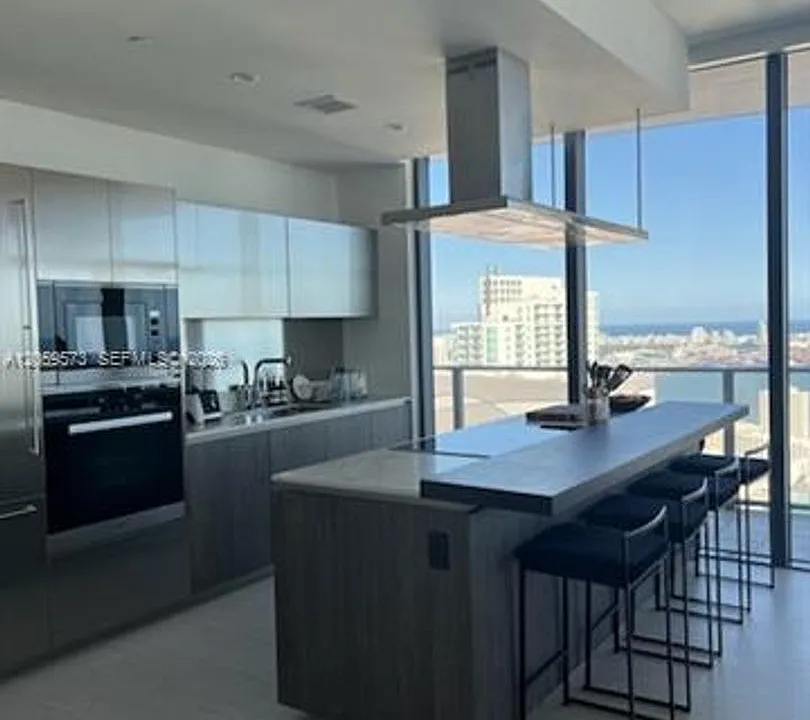 1000 Brickell Plz #Penthouse CU-5501