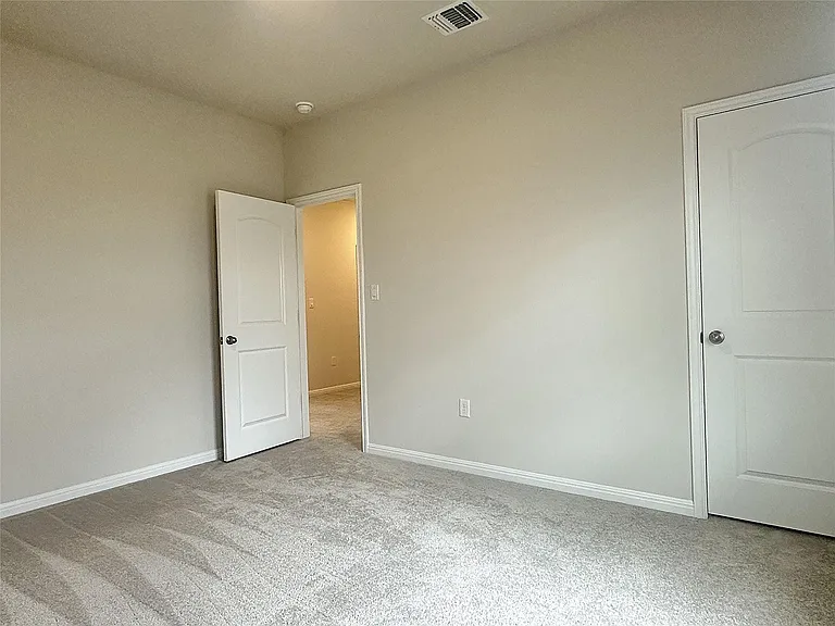 131 Holzinger Bnd — Photo 17