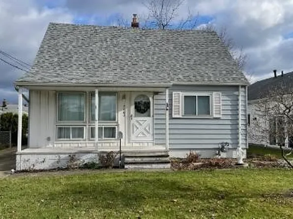 5263 W 151st St, Brookpark, OH 44142