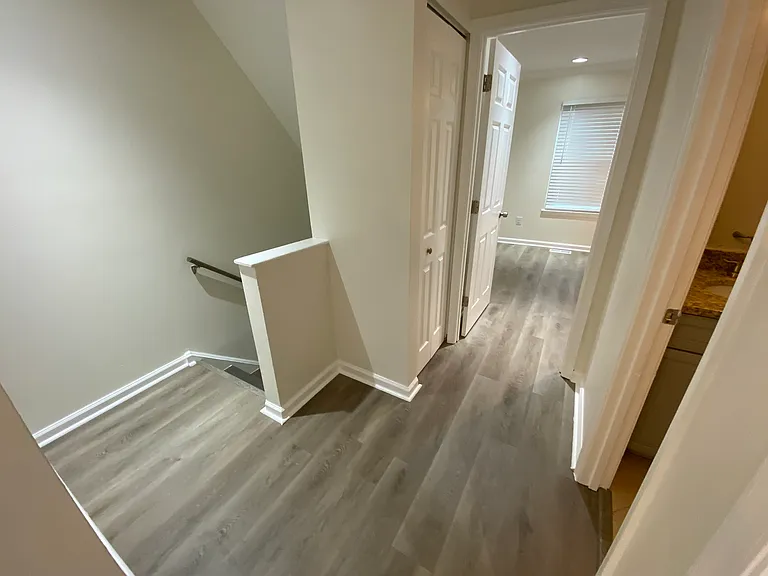 55 Oneonta Dr — Photo 31