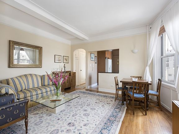 2nd image of 40 W 84th St APT 7A