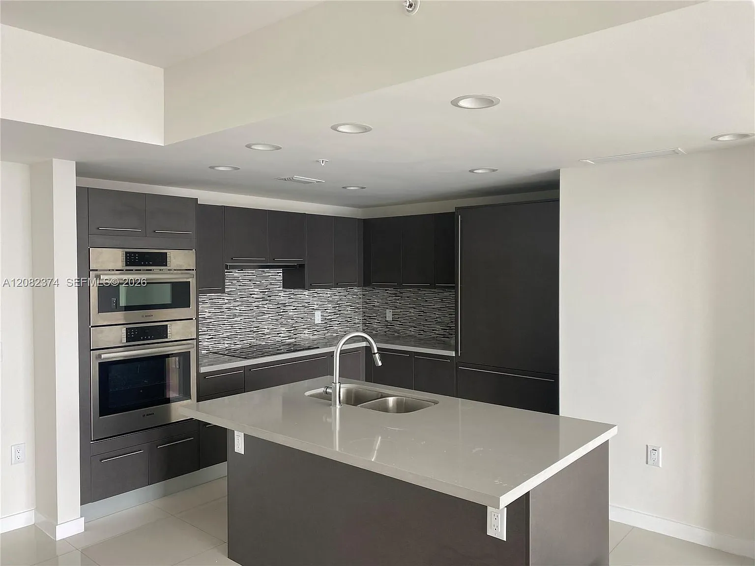Midtown Doral Condo 4 — Photo 3