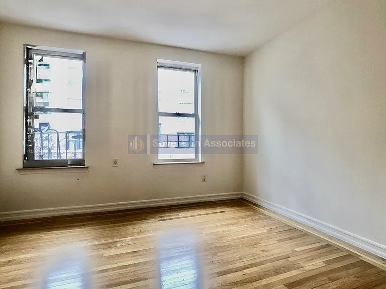 175 Pinehurst Ave #3-B — Photo 4