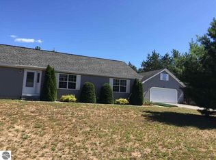 2811 Mohawk Trce, Interlochen, MI 49643