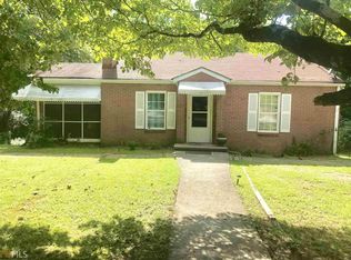 6397 Gresham St, Union City, GA 30291