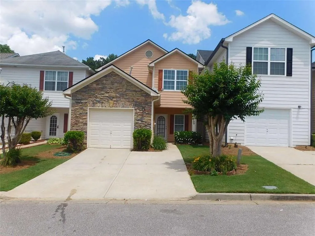 3 bed, 2.5 bath, $1,750 — Photo 3