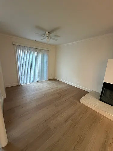 14911 Moorpark St #1 Photo 1