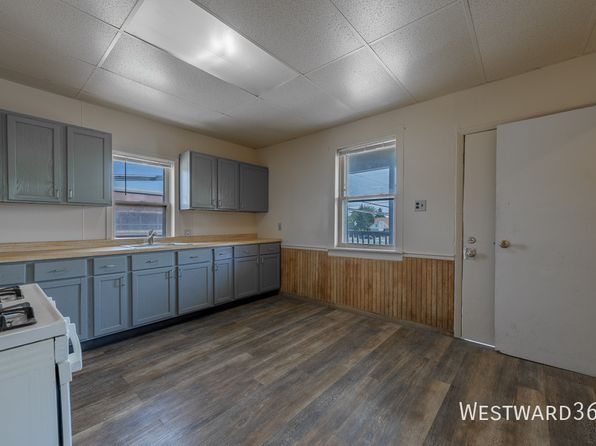 4901 Magoun Ave #2R