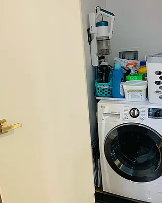 Rented by E Realty International Corp | media 35