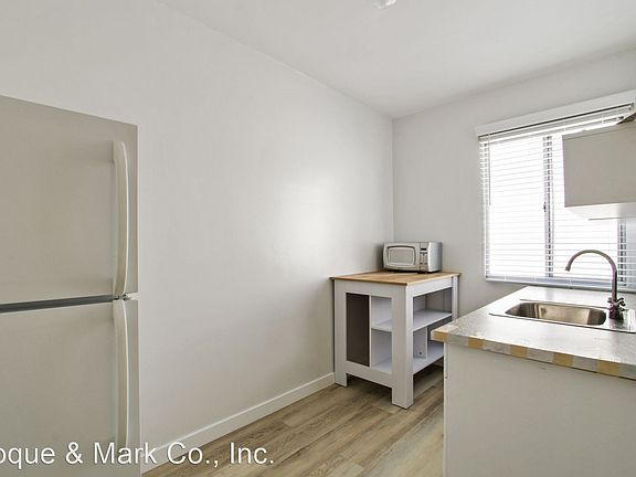 4th image of 507 Raymond Ave #6A