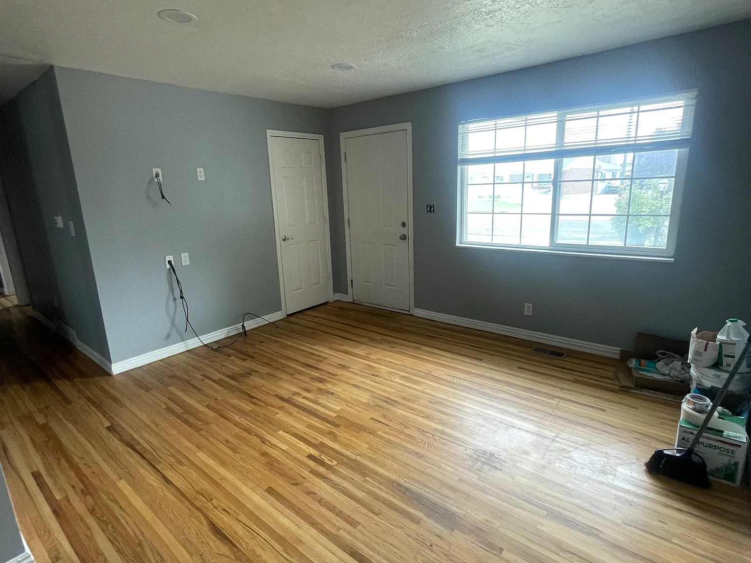 4 bed, 2106 sqft, $2,500 — Photo 2