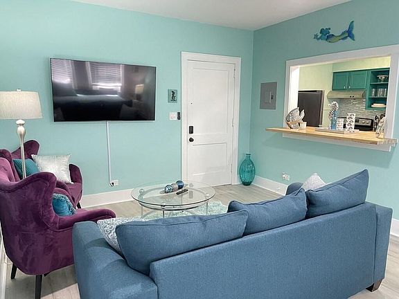 2nd image of 725 Broadway St #9