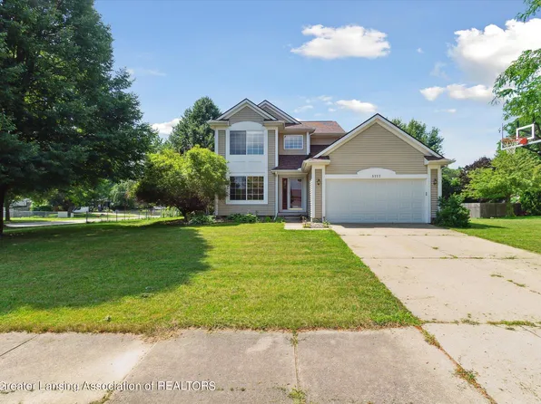 3777 Wynbrooke Dr, Lansing, MI 48906