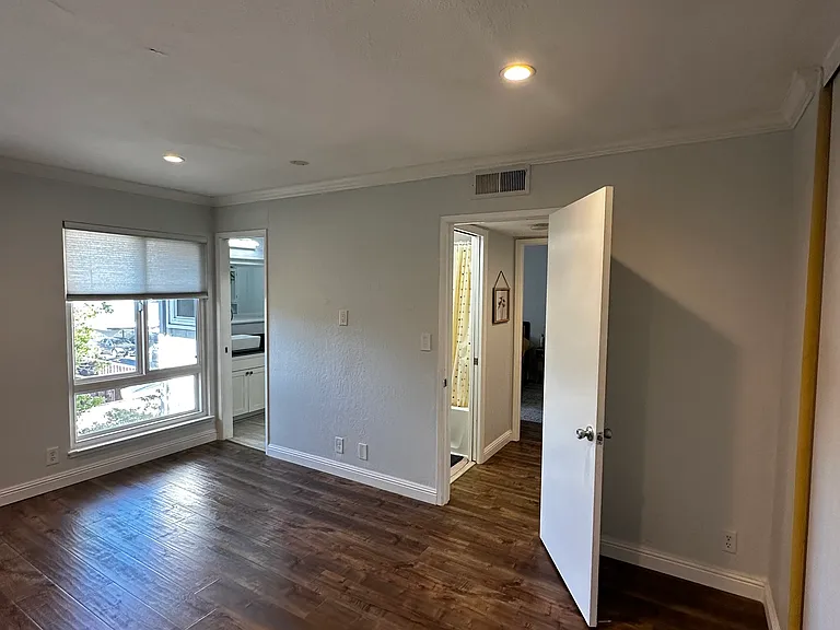1530 Sunnyvale Ave #12 — Photo 18