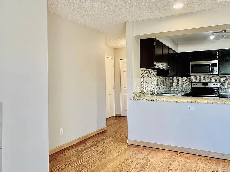6435 S Dayton St #303 — Photo 5