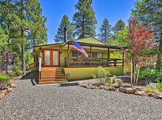 570 E Oak Dr, Munds Park, AZ 86017