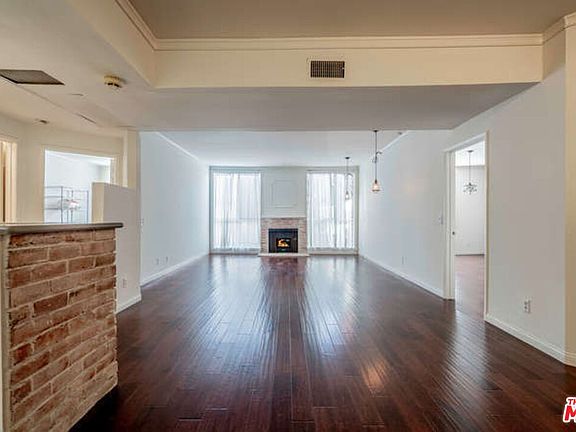 2nd image of 1409 S Saltair Ave APT 102