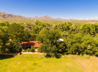 35 Clark Crossing Rd, Tubac, AZ 85646